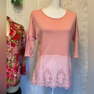 HANNAH Woman’s Sz Small 100% Cotton Lightweight Sweat Shirt with Scalloped Lace